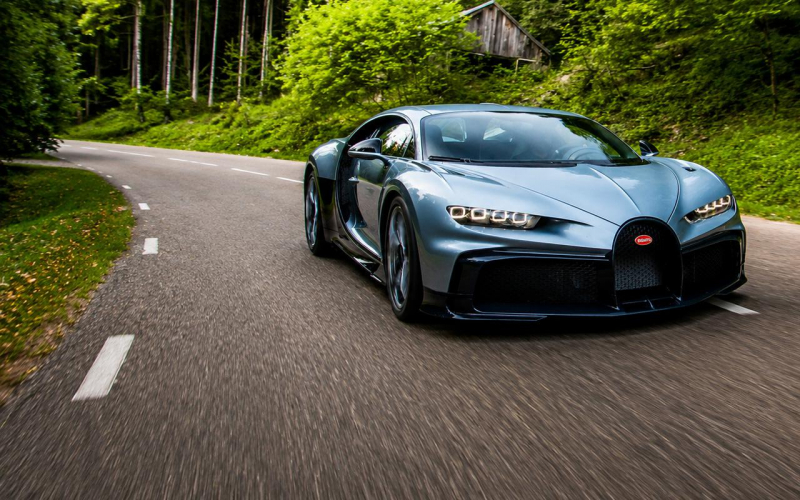 «Ни нашим, ни вашим». Русский дизайнер Bugatti — о проблемах автопрома
